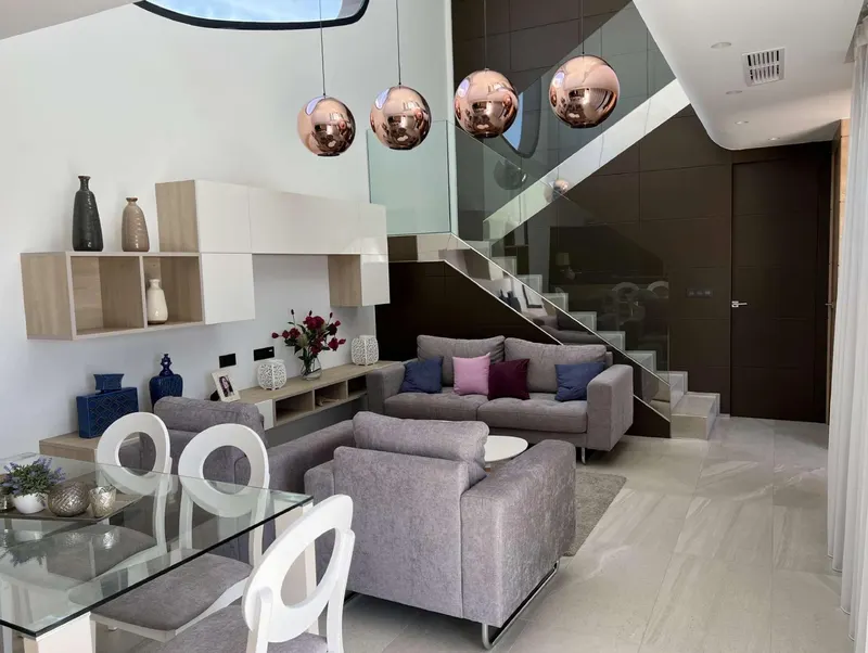 Exclusivas Villas de Obra Nueva en Ciudad Quesada – Diseño, Confort y Ubicación Privilegiada
