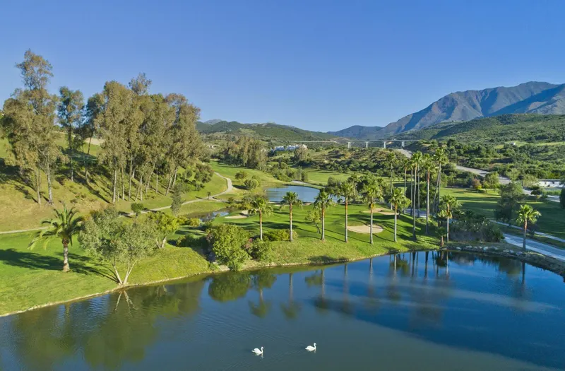 NEW BUILD RESIDENTIAL COMPLEX AT ESTEPONA GOLF