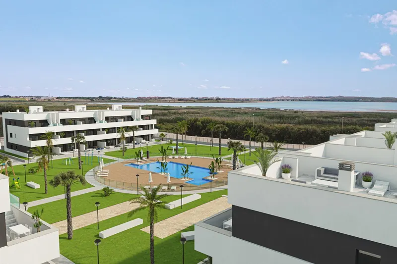 New Build Tourist Licensed Apartments with Lagoon Views in El Raso Guardamar del Segura