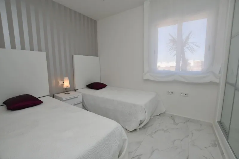 Bungalows de Obra Nueva en San Miguel de Salinas – Naturaleza, Golf y Confort
