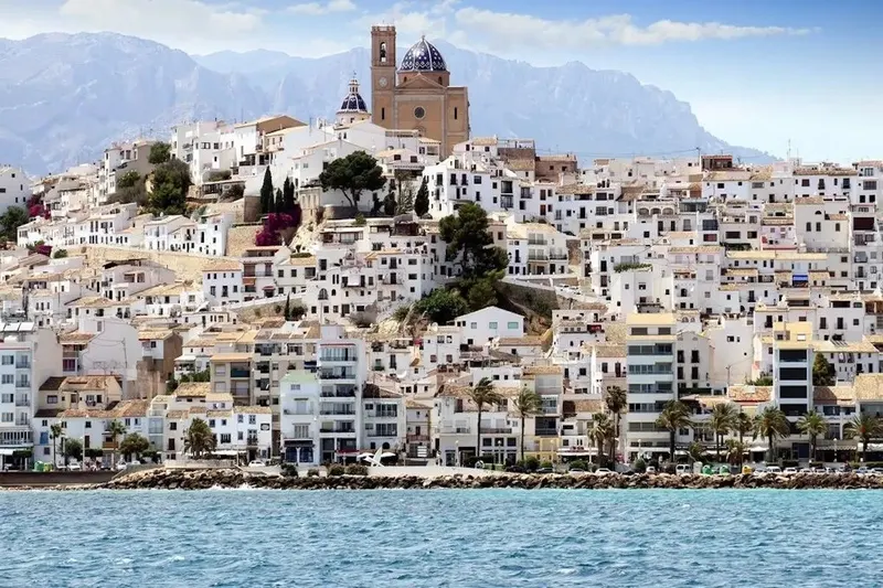 LUKSUSOWA, NOWO WYBUDOWANA WILLA W ALTEA HILLS