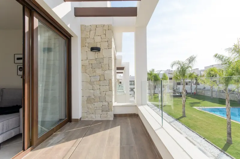 RESIDENCIAL DE OBRA NUEVA DE BUNGALOWS EN LOS BALCONES, TORREVIEJA