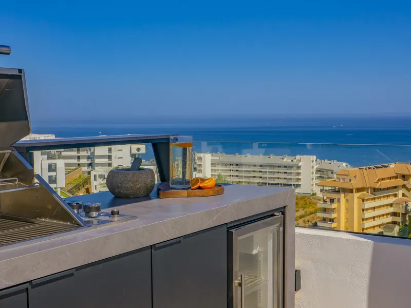 Luxurious New Build Townhouses with Sea Views in El Higuerón, Costa del Sol