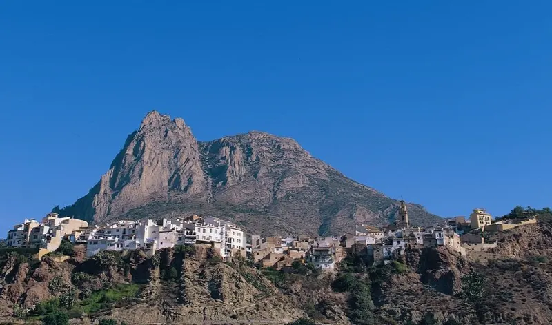 New Villas in Finestrat - Luxury, Nature and Sea Views