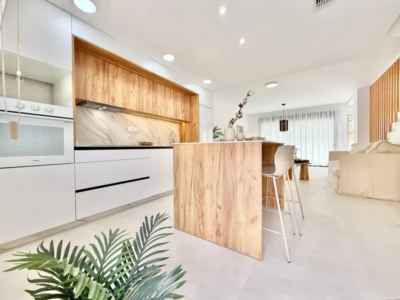 New Build Townhouses for Sale in Cox – 44 Modern Homes with Great Amenities
