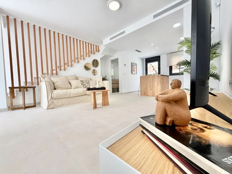 New Build Townhouses for Sale in Cox – 44 Modern Homes with Great Amenities