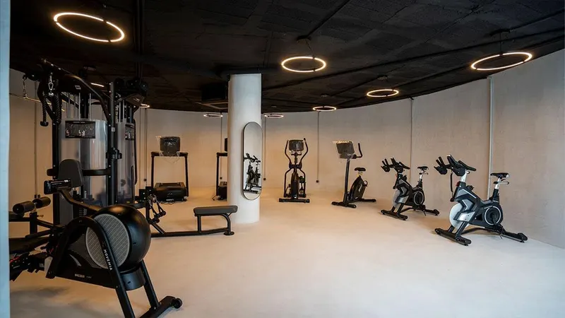 Ekskluzywna nowa inwestycja mieszkaniowa w Nueva Andalucía, Marbella