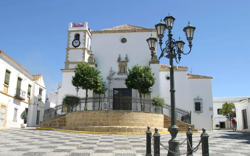 NEW BUILD RESIDENTIAL COMPLEX IN LA ALCAIDESA, SAN ROQUE