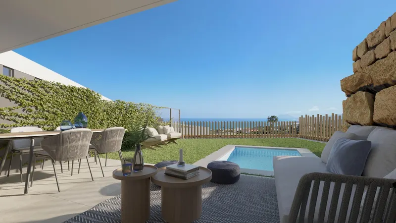 Adosados de nueva construcción con impresionantes vistas al mar en Manilva