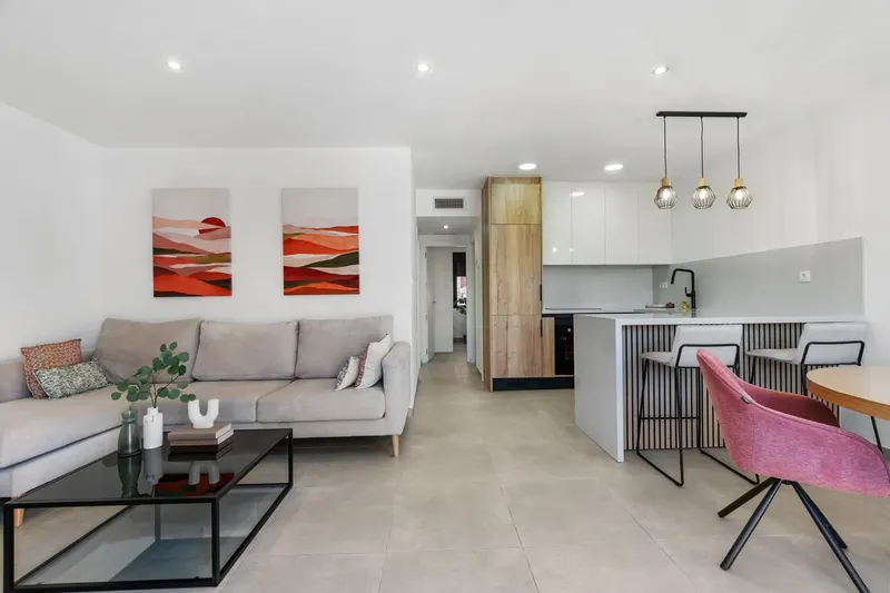 Nowe apartamenty turystyczne w Santiago de la Ribera, San Javier - zaledwie 750 m od plaży