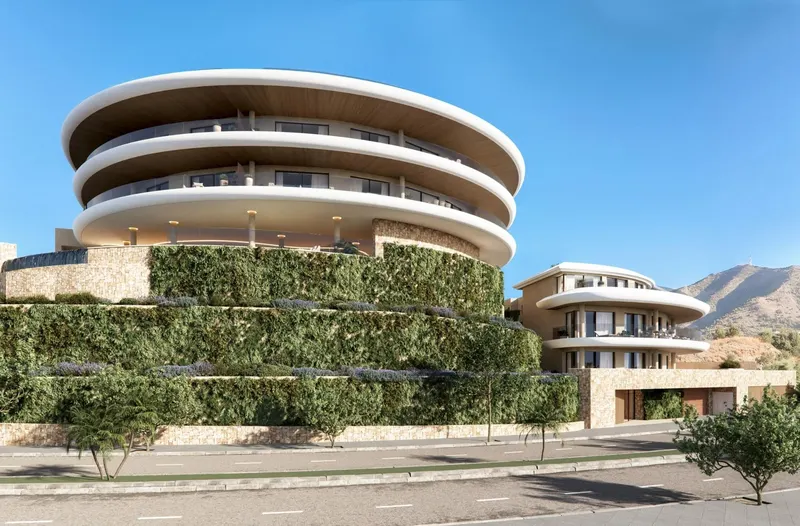 Luxury Sea View Apartments 100 m from the Beach in Carvajal, Fuengirola
