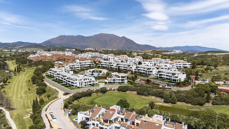 Luxury Golf Resort Living in Casares, Costa del Sol