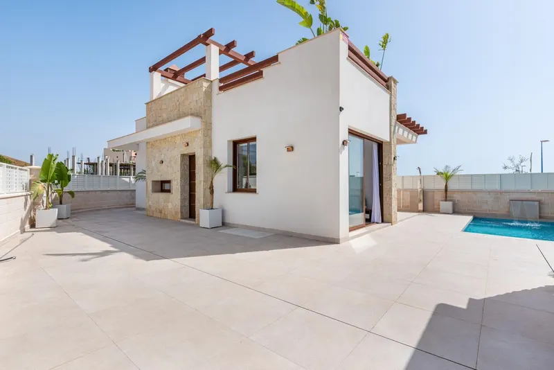 NEW BUILD VILLAS IN VERA, ALMERIA