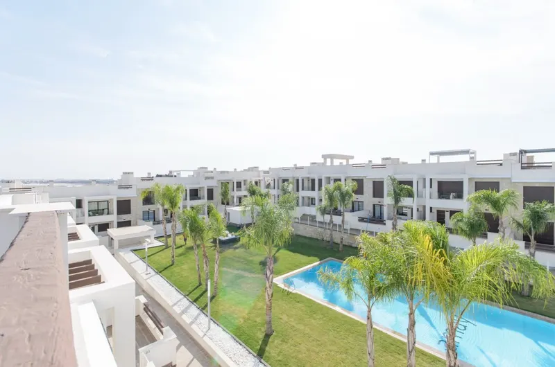 RESIDENCIAL DE OBRA NUEVA DE BUNGALOWS EN LOS BALCONES, TORREVIEJA